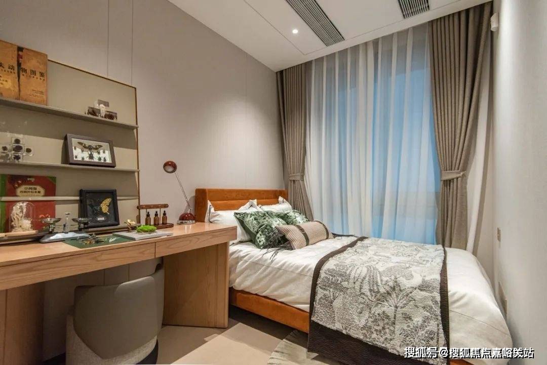 _户型图_容积率_小区样板间_交通地铁｜楼盘评测_最新价格｜配套_售楼处地址地位尊龙凯时新版APP首页首页_世纪臻邸售楼处电线上海陆家嘴世纪臻邸最新发布)房价(图8)
